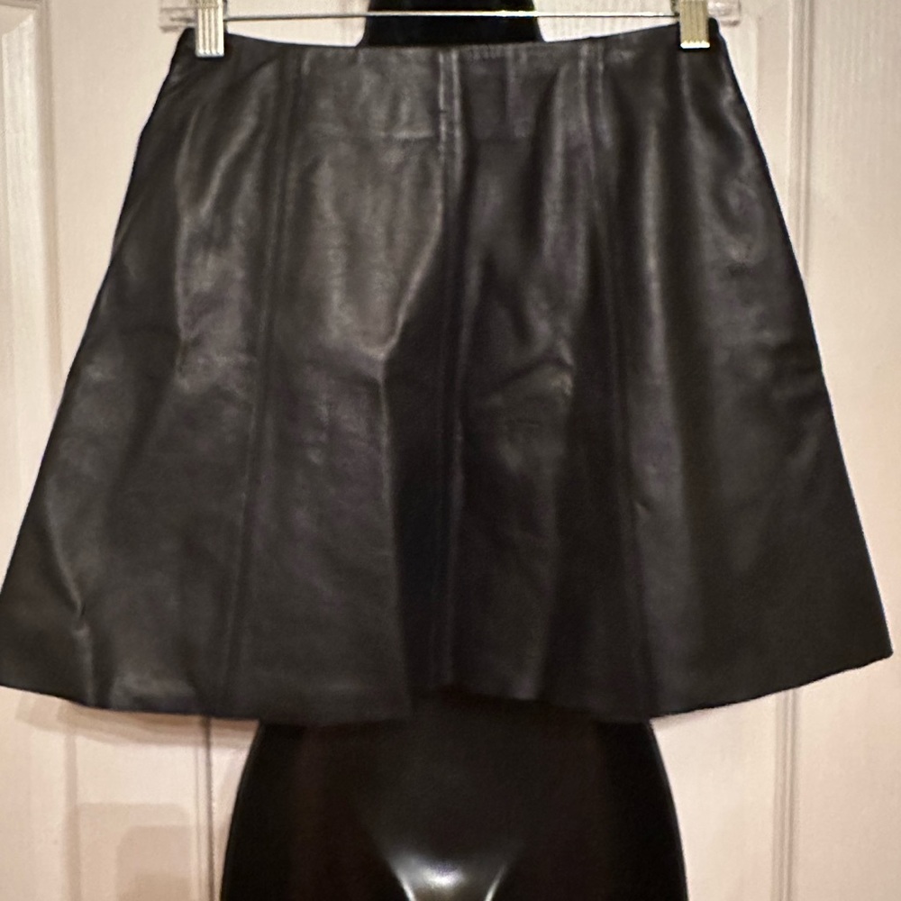 Robert Graham black leather mini skirt size 2